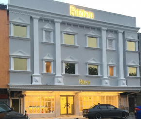 Отель Ritzton Hotel  Джохор-Бару